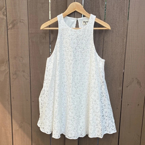 Show me your mumu Ritzy mini white lace dress. Keyhole back, size medium - Picture 11 of 16